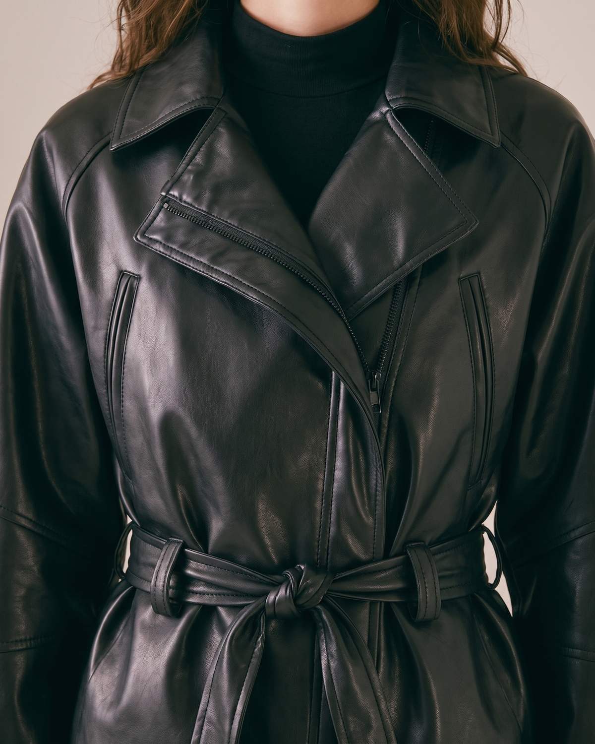Trench Coat Simili Cuir Court Femme détail
