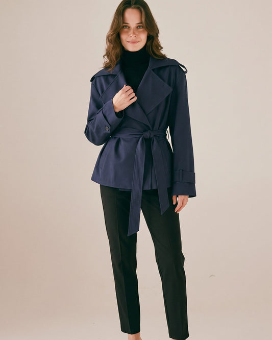 Trench court bleu marine femme — Face