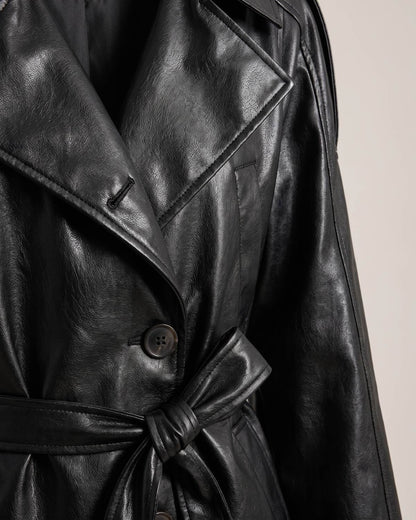 Trench court simili cuir noir femme — Détail