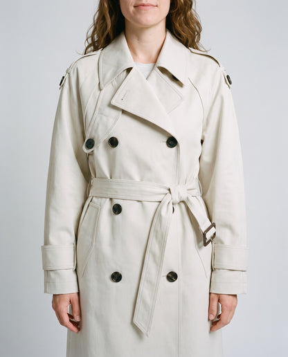 Trench long oversize femme - détail revers et boutons