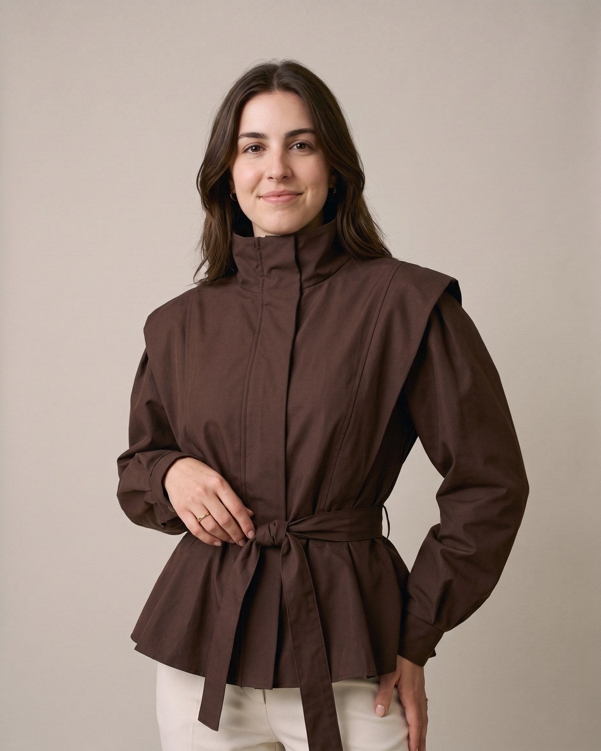 Veste ceinturée marron chocolat femme - détail